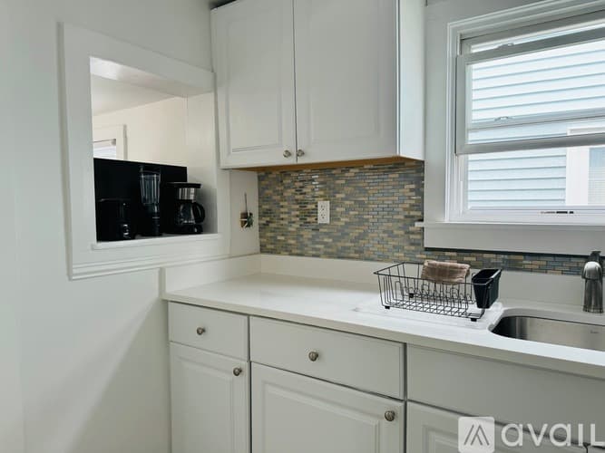 Milford Apartment: E Broadway
