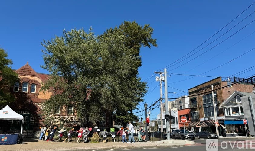 Milford Apartment: E Broadway