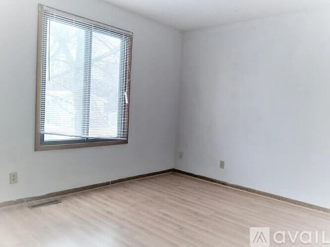 Eden Prairie House: 12333 Travois Rd