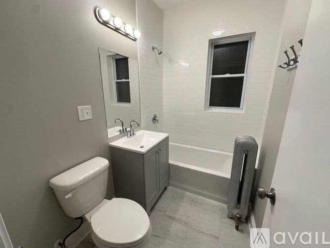Chicago Apartment: 4902 N St Louis Ave