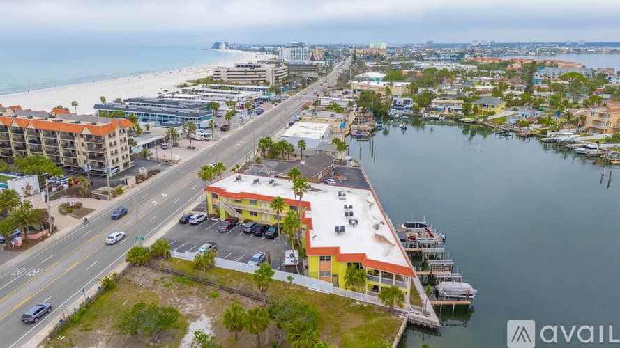 St. Pete Beach Apartment: 4103 Gulf Blvd
