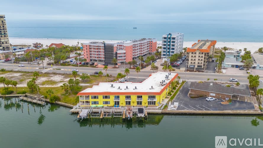 St. Pete Beach Apartment: 4103 Gulf Blvd