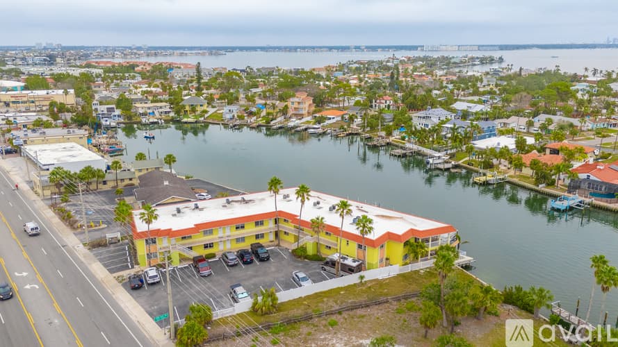 St. Pete Beach Apartment: 4103 Gulf Blvd
