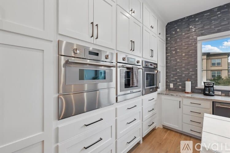 Flower Mound Townhome: 428 Northwood Dr