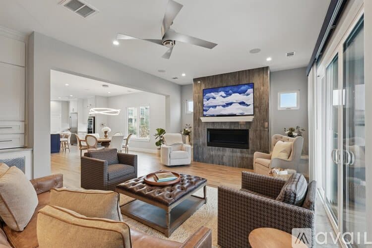 Flower Mound Townhome: 428 Northwood Dr