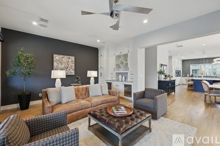 Flower Mound Townhome: 428 Northwood Dr