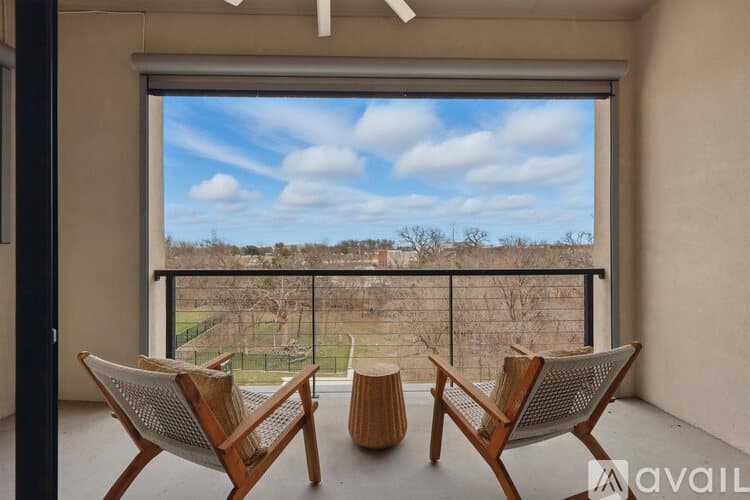 Flower Mound Townhome: 428 Northwood Dr
