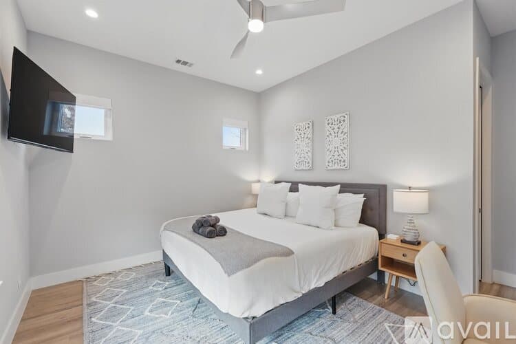 Flower Mound Townhome: 428 Northwood Dr