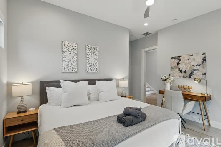Flower Mound Townhome: 428 Northwood Dr