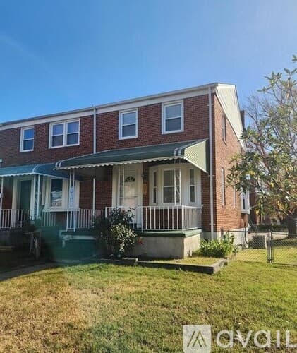 Dundalk House: 1981 Guy Way