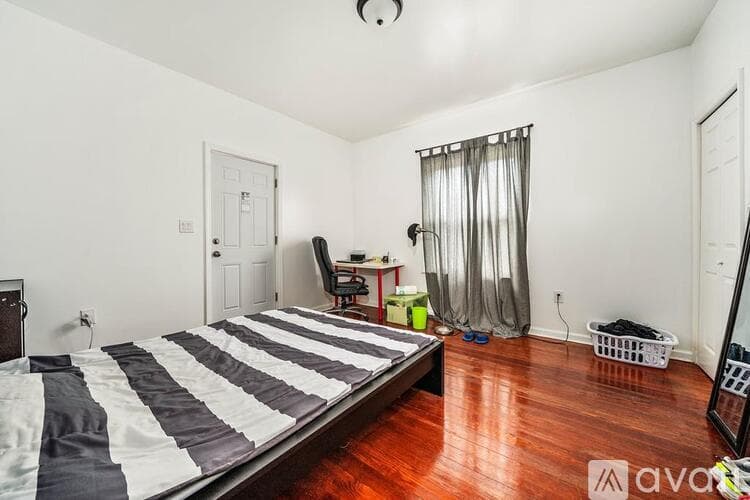 Quincy Apartment: 72 Standish Ave