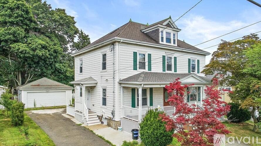 Quincy Apartment: 72 Standish Ave