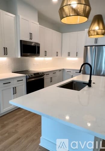 Tampa Apartment: 5430 Bay Center Drive