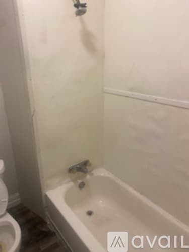 Springfield House: 804 S 13 Th St