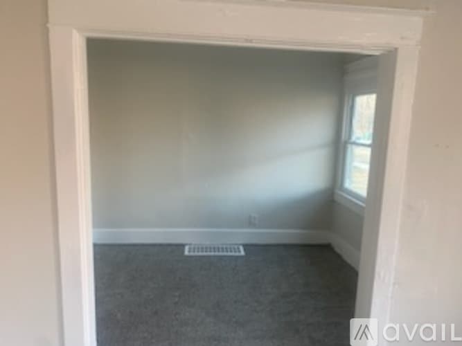 Springfield House: 804 S 13 Th St