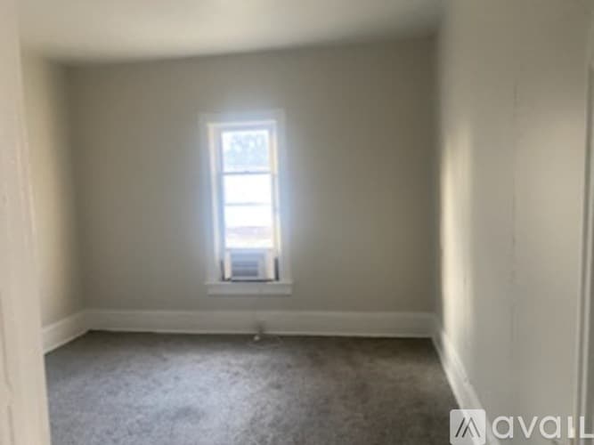 Springfield House: 804 S 13 Th St