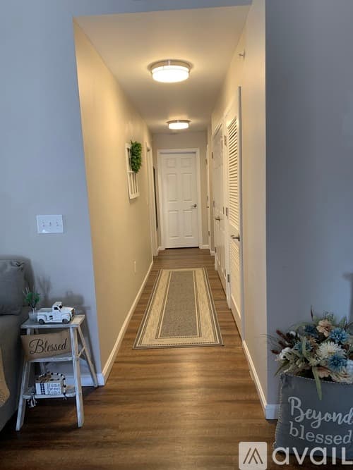 Cincinnati Apartment: 732 Ohio Pike