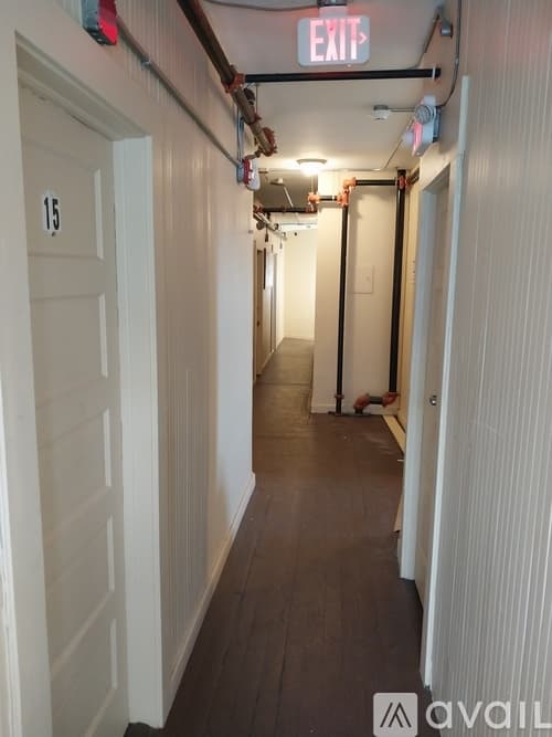 New Bedford Apartment: 116 County St
