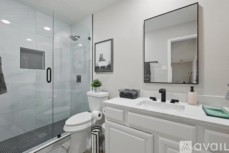 Flower Mound House: 2825 Waverly Rd