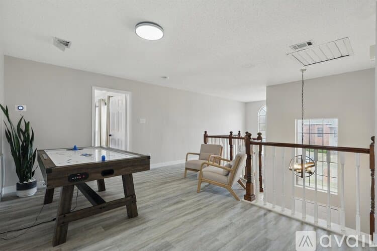 Flower Mound House: 2825 Waverly Rd