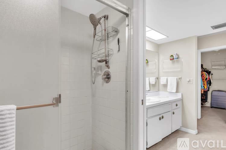Largo Condo: 700 Starkey Road