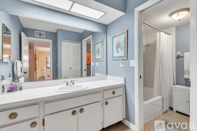 Largo Condo: 700 Starkey Road
