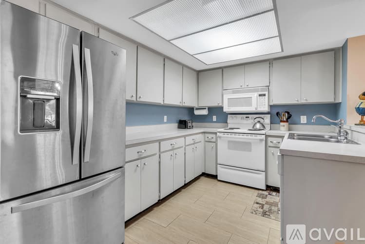 Largo Condo: 700 Starkey Road