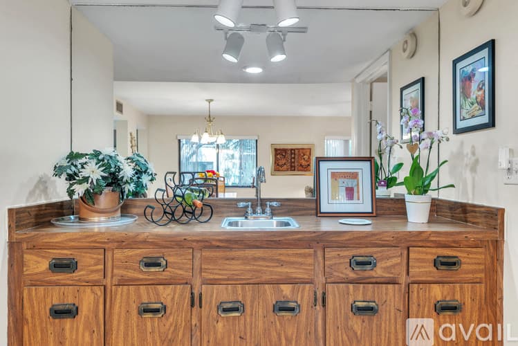 Largo Condo: 700 Starkey Road