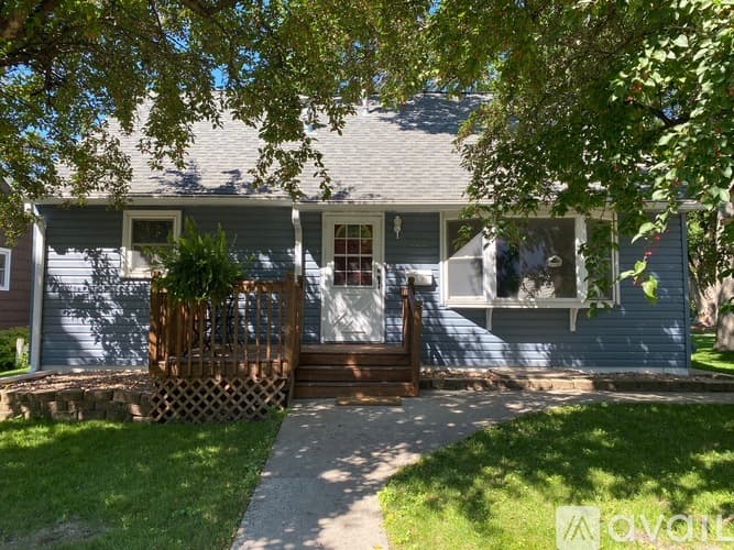 Mankato Apartment: 226 Marcy St