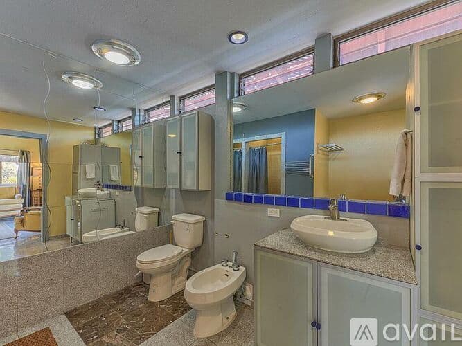 Salinas House: 24345 Paseo Privado