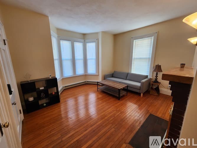 Quincy Apartment: 66 Brook St