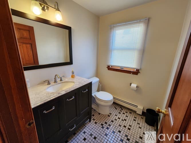 Quincy Apartment: 66 Brook St