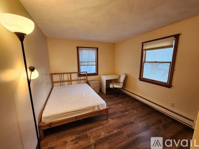 Quincy Apartment: 66 Brook St