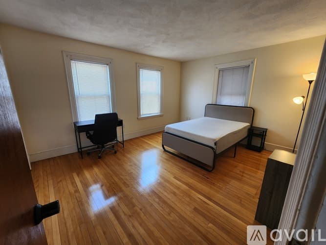 Quincy Apartment: 66 Brook St
