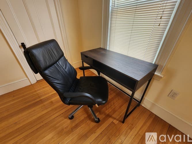 Quincy Apartment: 66 Brook St