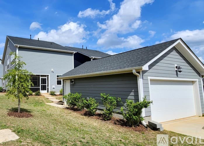 Wake Forest House: 785 Cormiche Lane
