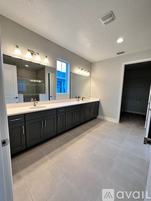 Melbourne House: 9284 Corvo Ct