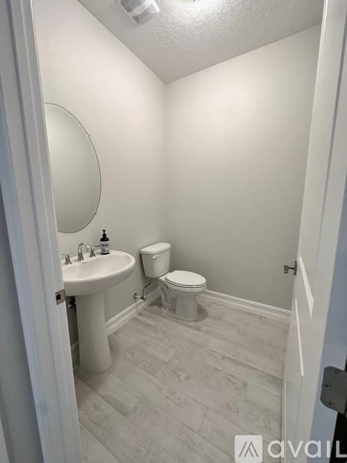 Melbourne House: 9284 Corvo Ct