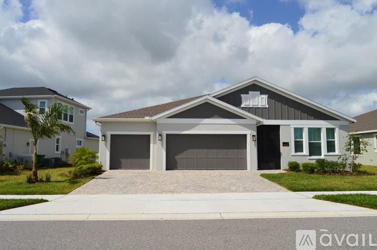 Melbourne House: 9284 Corvo Ct