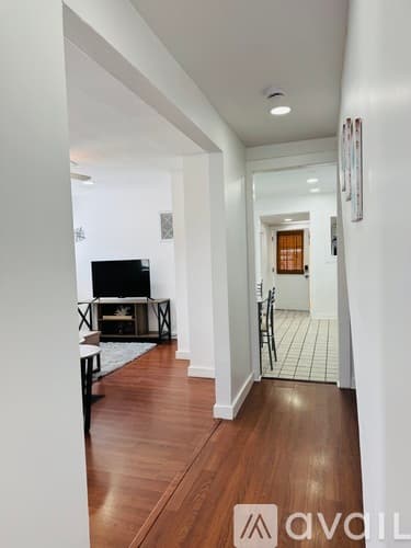 Milford Apartment: E Broadway