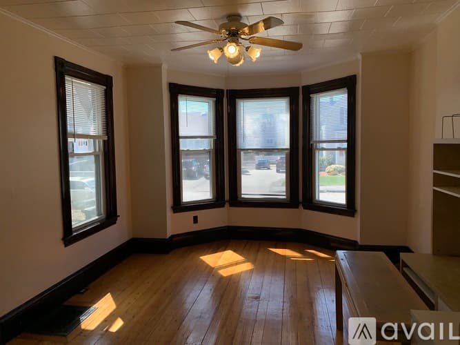 Medford Townhome: 74 Sharon St