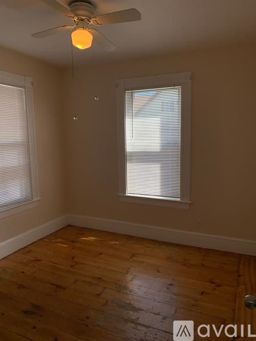 Medford Townhome: 74 Sharon St