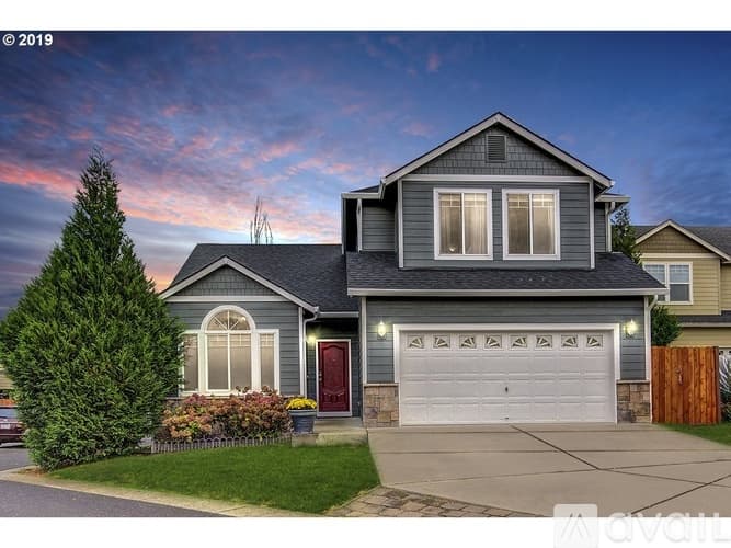 Vancouver House: 5119 Northeast 90th Street