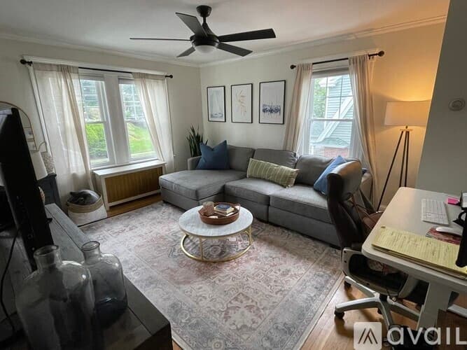 Salem Apartment: 173 Loring Ave
