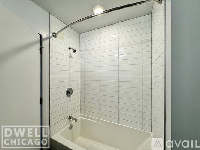 Chicago Apartment: 4555 N Sheridan Rd