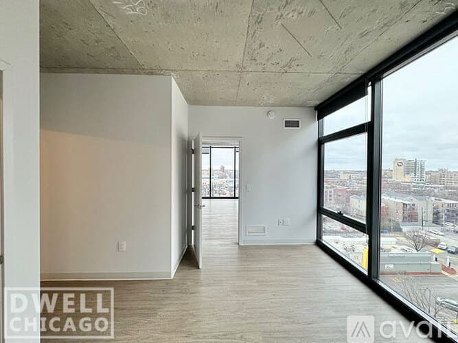 Chicago Apartment: 4555 N Sheridan Rd