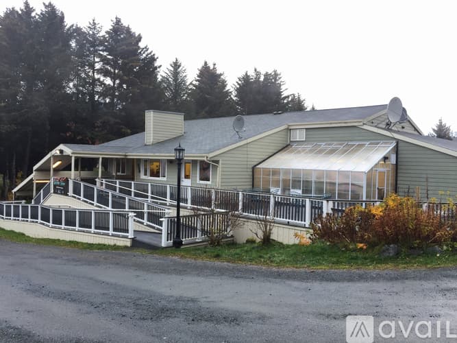 Seldovia Apartment: 350 Alder St