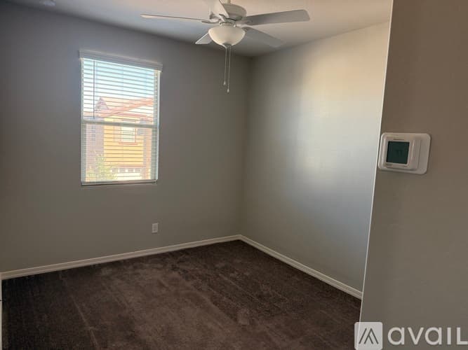 Gilbert House: 2551 S Entwistle St