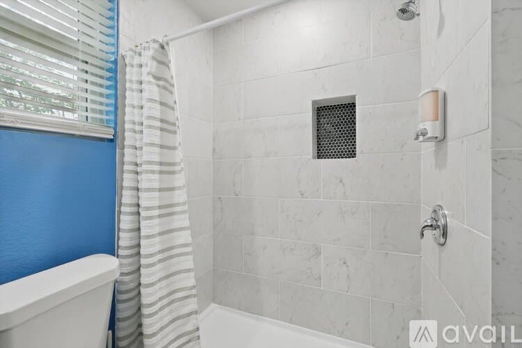 Haltom City House: 6333 Tosca Dr
