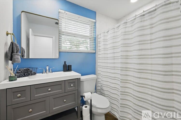 Haltom City House: 6333 Tosca Dr